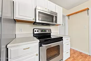 201 Sage Pl, Jacksonville, NC 28540 - Photo 16