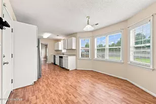 201 Sage Pl, Jacksonville, NC 28540 - Photo 12