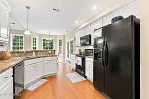 151 York St, Washington, NC 27889 - Photo 14