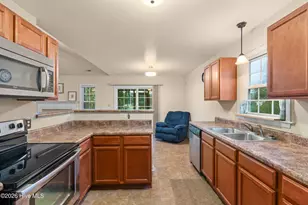 122 Silver Queen Ln, Richlands, NC 28574 - Photo 10