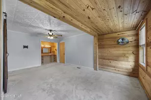 304 W Stanford St, Beulaville, NC 28518 - Photo 26
