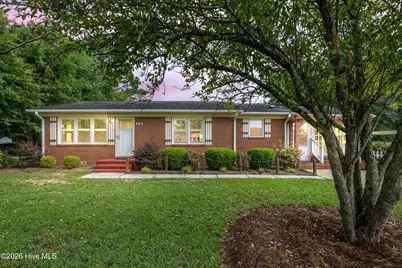 304 W Stanford Street, Beulaville, NC 28518 - Photo 6