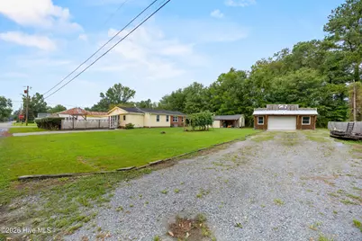 304 W Stanford Street, Beulaville, NC 28518 - Photo 40