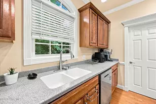 3233 Leicester Cir, Sanford, NC 27332 - Photo 8
