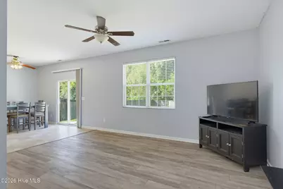 528 Shelmore Lane, Jacksonville, NC 28540 - Photo 6