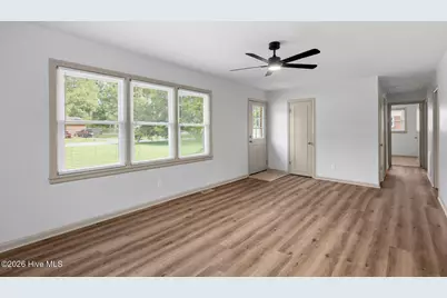 209 Diane Drive, Jacksonville, NC 28540 - Photo 6