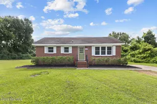 209 Diane Dr, Jacksonville, NC 28540 - Photo 1
