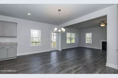 900 Harbour Pointe Drive #Fh070, New Bern, NC 28560 - Photo 2