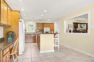 107 Silver Lake Ct, Swansboro, NC 28584 - Photo 22