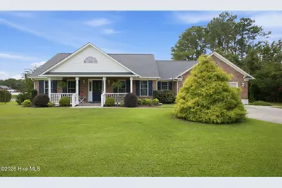 107 Silver Lake Court, Swansboro, NC 28584 - Photo 2