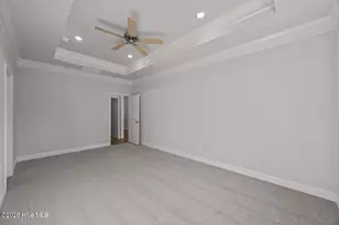811 Pelican Dr, New Bern, NC 28560 - Photo 10