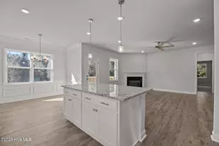 811 Pelican Dr, New Bern, NC 28560 - Photo 6
