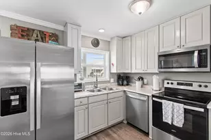 445 E 2nd St, Ocean Isle Beach, NC 28469 - Photo 12