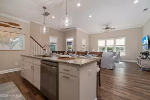 317 Sea Hawk St, Beaufort, NC 28516 - Photo 18