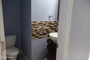 204 Mia Ct, Maysville, NC 28555 - Photo 8