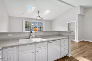 5006 Carleton Dr, Wilmington, NC 28403 - Photo 6