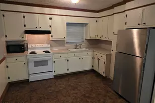 1804 Midgette Ln, Greenville, NC 27834 - Photo 6