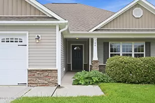 104 Cavalier Dr, Jacksonville, NC 28546 - Photo 4
