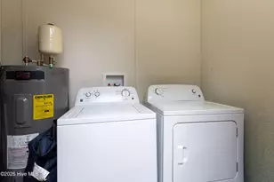 210 Albania St, Edenton, NC 27932 - Photo 10