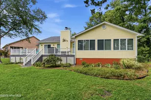 109 Commander Cir, New Bern, NC 28562 - Photo 4