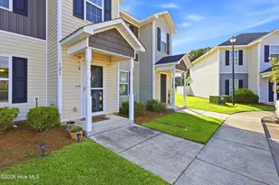 121 W Murrow Ln, Jacksonville, NC 28546 - Photo 4