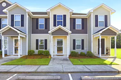 121 W Murrow Lane, Jacksonville, NC 28546 - Photo 1