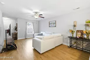 121 W Murrow Ln, Jacksonville, NC 28546 - Photo 10