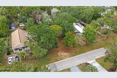 115 NE 79th Street, Oak Island, NC 28465 - Photo 8