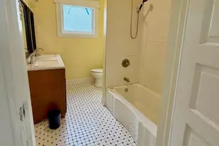 505 W Lenoir Ave, Kinston, NC 28501 - Photo 28
