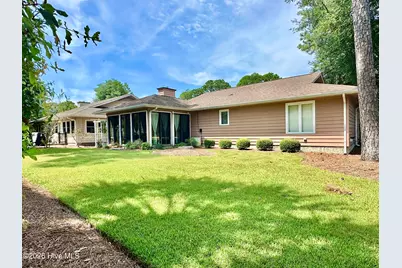 515 Fairway Drive W, Sunset Beach, NC 28468 - Photo 2