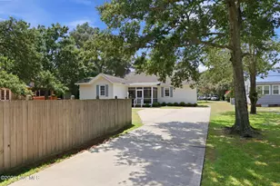116 Noyes Ave, Morehead City, NC 28557 - Photo 20