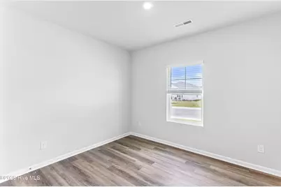 201 Hamlet Court, Richlands, NC 28574 - Photo 28