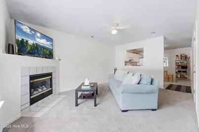 109 Spring Meadows Circle, Jacksonville, NC 28546 - Photo 6