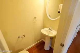 205 Lancer Ct, Kill Devil Hills, NC 27948 - Photo 8