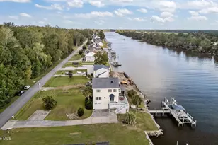 850 Sea Gate Dr, Newport, NC 28570 - Photo 2