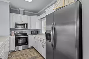 850 Sea Gate Dr, Newport, NC 28570 - Photo 16