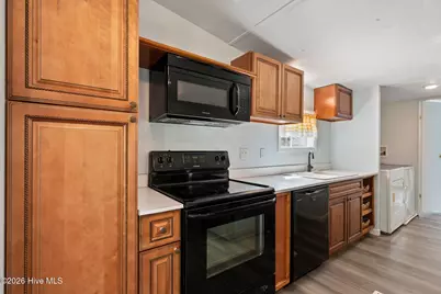 2305 N Bluebeard Trail SW, Supply, NC 28462 - Photo 8