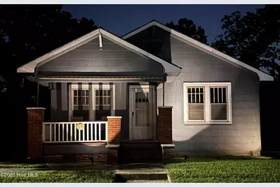 222 Evans Street, Wilmington, NC 28405 - Photo 2