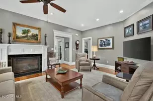217 N Church St, Hertford, NC 27944 - Photo 10