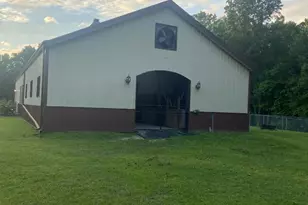 3324 Stag Park Rd, Burgaw, NC 28425 - Photo 6