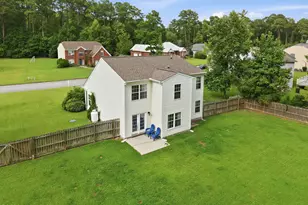 413 Lafitte Way, New Bern, NC 28560 - Photo 2