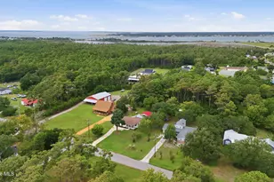 303 Cape Lookout Dr, Harkers Island, NC 28531 - Photo 34