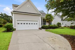 1023 Cherrywood Ct, Leland, NC 28451 - Photo 4