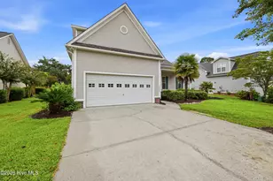 1023 Cherrywood Ct, Leland, NC 28451 - Photo 2