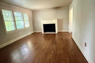 305 Jennings Ave, Greenwood, SC 29649 - Photo 4