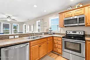 1617 Mackerel Ln, Carolina Beach, NC 28428 - Photo 14