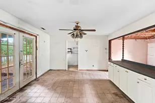 102 Royal Dr, Jacksonville, NC 28546 - Photo 10