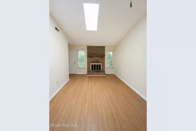 114 Pine Crest Drive, Jacksonville, NC 28546 - Photo 6