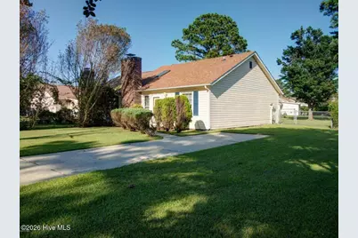 114 Pine Crest Drive, Jacksonville, NC 28546 - Photo 2