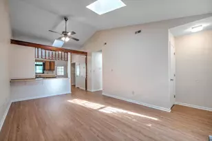 114 Pine Crest Dr, Jacksonville, NC 28546 - Photo 4
